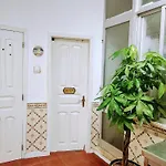 Perfect Near Airport 1 *