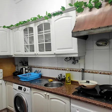 Perfect Near Airport 1 Quarto em Acomodações Particulares